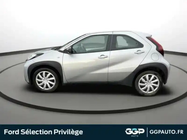 Toyota Aygo X 1.0 vvt-i 72ch dynamic s-cvt — photo 3