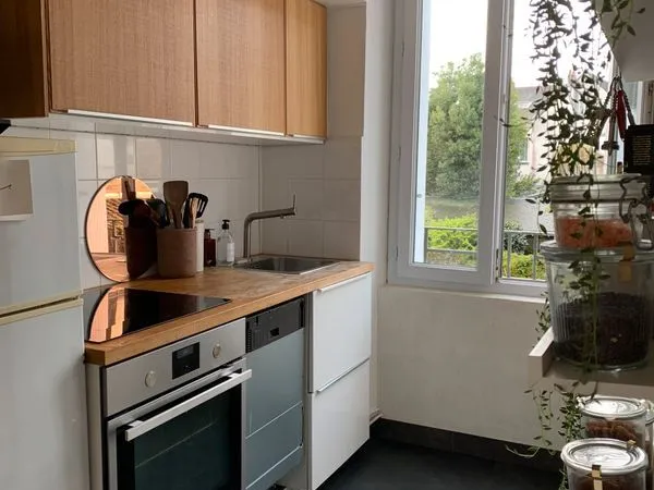 Location appartement T2 meublé - Rue Félibien (Quartier Monselet/Hauts pavés)