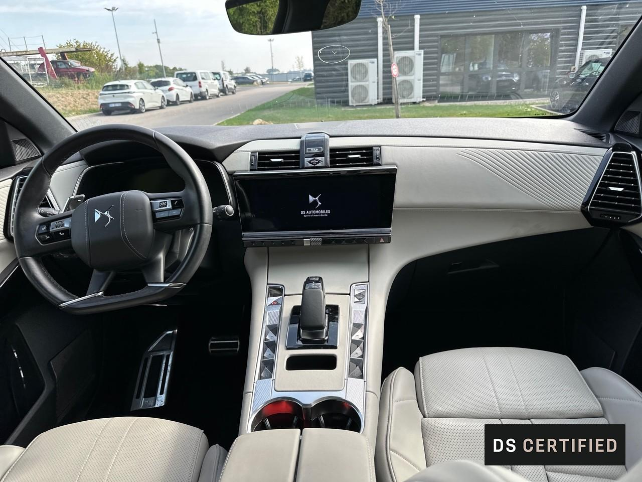 Ds Ds 7 crossback hybride rechargeable e-tense 300 eat8 4x4 opera — photo 2