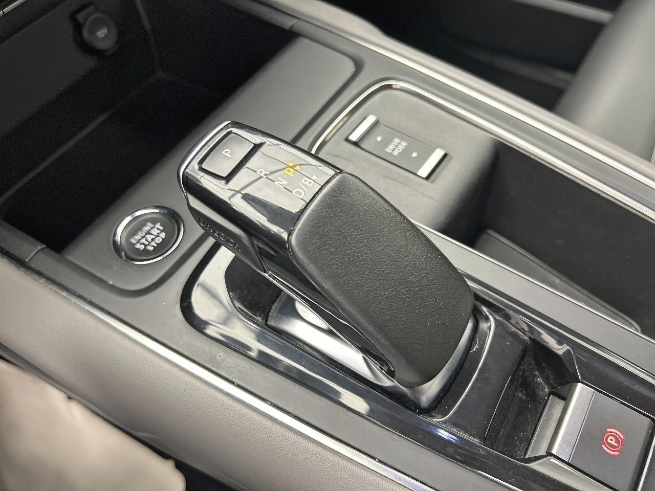 Citroën C5 Aircross hybride rechargeable 225 s&s e-eat8 feel — photo 17