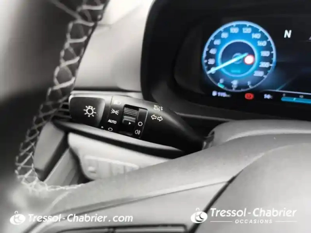 Hyundai Bayon 1.0 t-gdi 100 hybrid 48v creative — photo 17