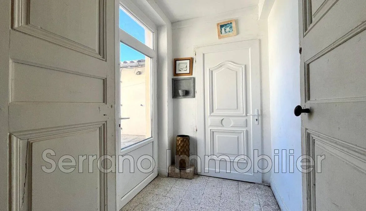 Photo 3