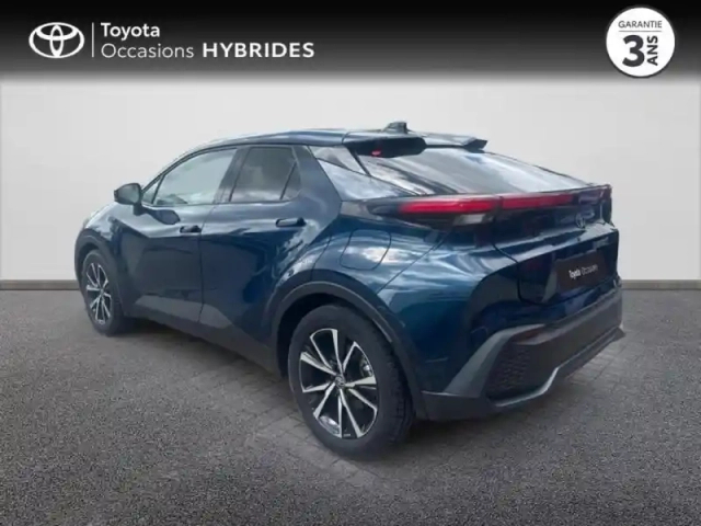 Toyota C-Hr 2.0 hybride rechargeable 225ch design ng23 — photo 2