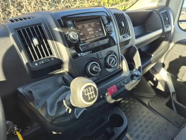 Citroën Jumper benne cab 35 l2 bluehdi 140 s&amp;s bvm6 — photo 79