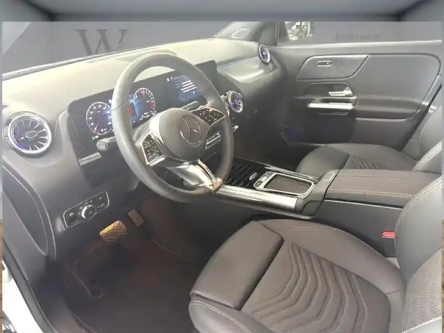 Mercedes Gla 250 e hybrid eq progressive li — photo 16