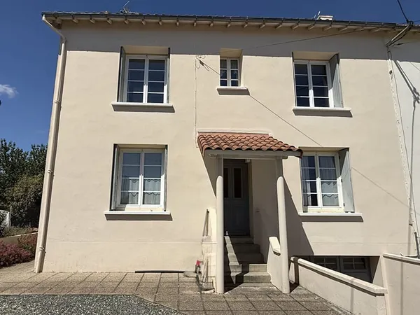 MAISON AVEC SOUS SOL- JARDIN- 4 CHAMBRES
