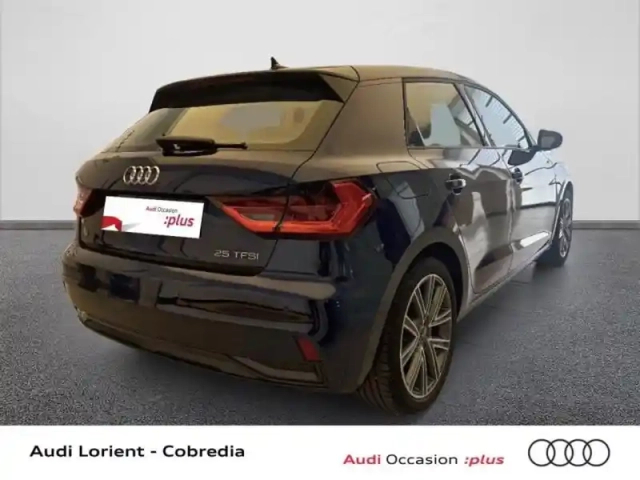 Audi A1 sportback 25 tfsi 95ch advanced — photo 4