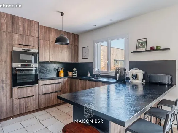 Maison 7 pièces 154 m²
