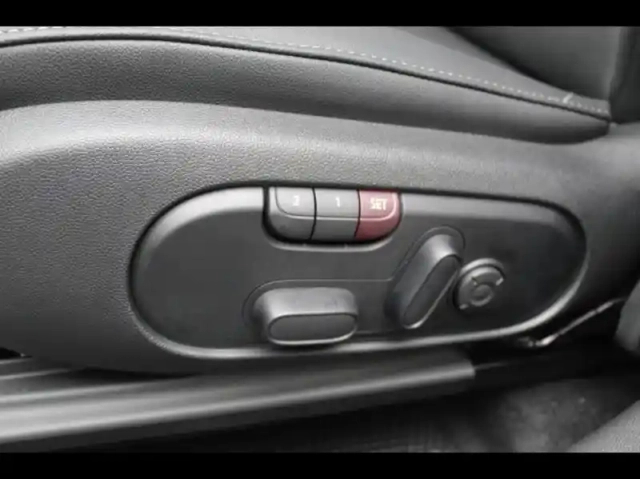 Mini Countryman cooper se 125ch + 95ch edition premium all4 bva6 — photo 12