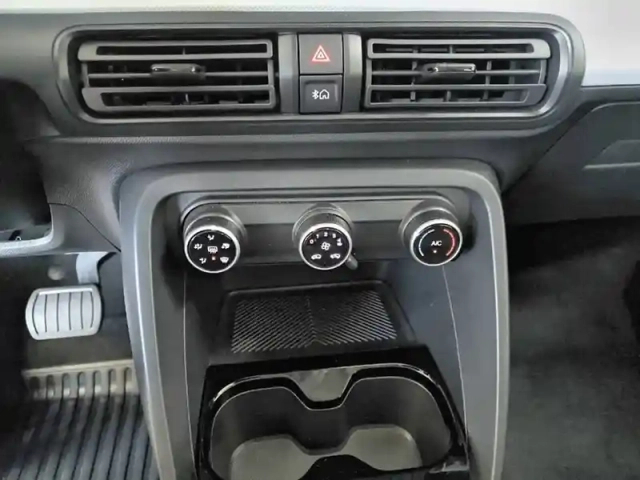 Citroën C3 e- 113 ch — photo 18