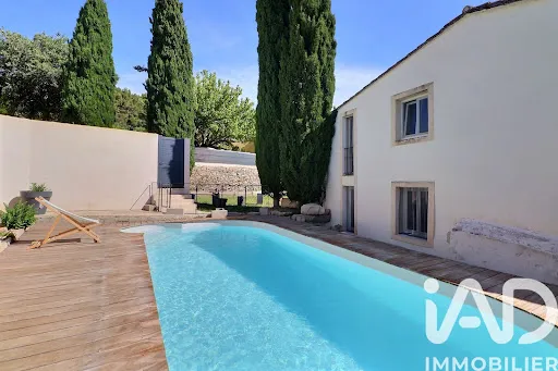 Maison 7 pièces 208 m²