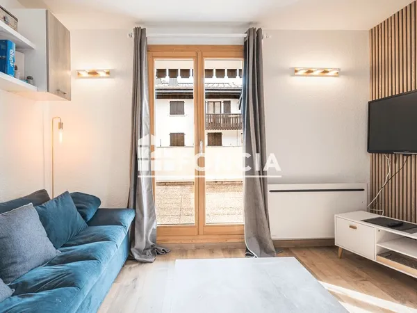 Appartement + terrasse de 31 m2 + cave + casier a skis