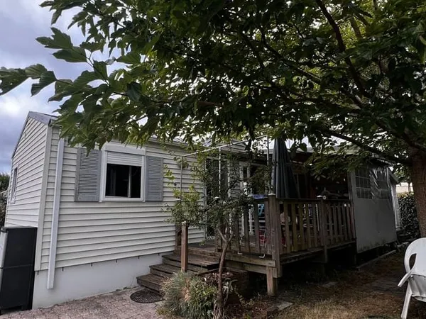 Terrain 214 m²