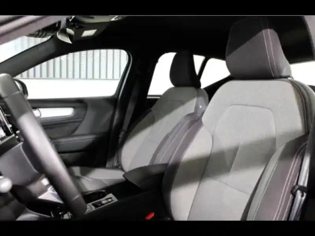 Volvo Xc40 t4 recharge 129 + 82ch plus dct 7 — photo 11