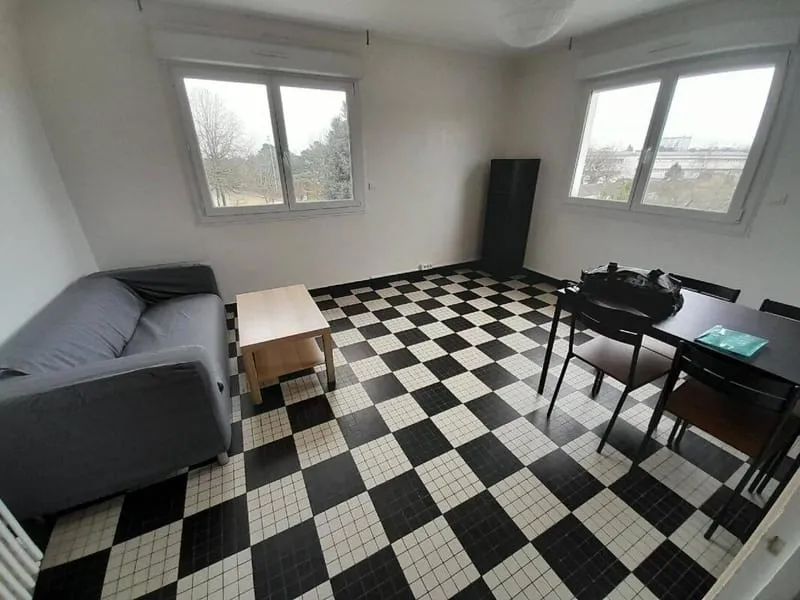 Photo 3
