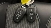 Peugeot 3008 1.5 BlueHDi 130ch S&S Allure Pack EAT8 — photo 16