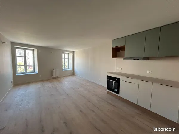 T2 - Place des Cordeliers - Entièrement rénové