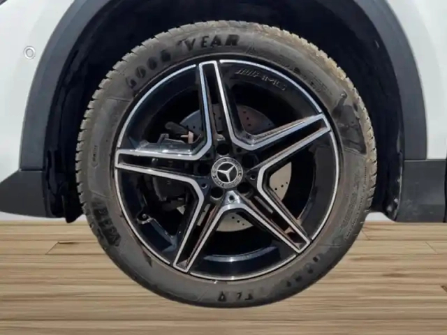 Mercedes Gla 250 e amg line — photo 9