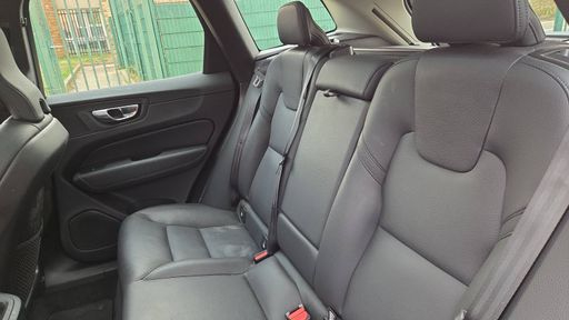Volvo XC60 T6 Recharge 2.0 Ti 253 Plug in Hybrid 145 AWD Geartronic8 - Plus Style Dark – 2024 – 42063 km – Hybride rechargeable – Boîte Automatique — photo 75