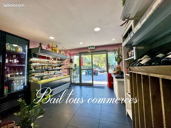 Traiteur 95 m² SIX FOURS LES PLAGES