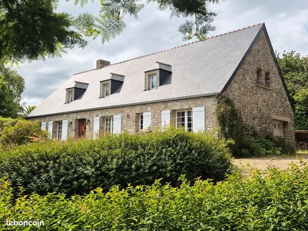 Longère 8 pièces 206 m²