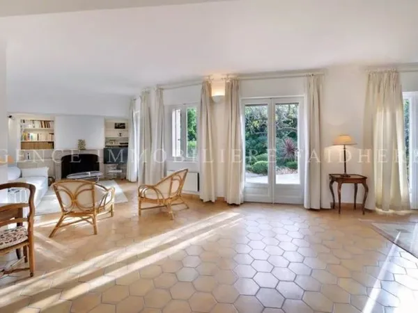Maison de luxe