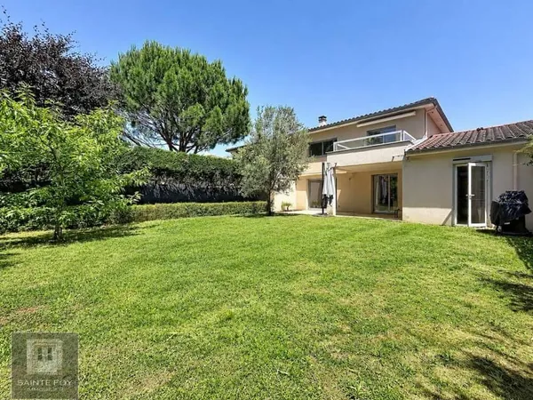 Maison 6 pièces 110 m²