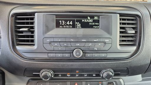 Peugeot Expert VU 2.0 HDi 145 EAT8 - Premium Standard – 2023 – 98000 km – Diesel – Boîte Automatique — photo 33