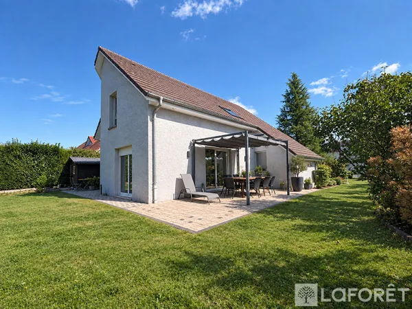 Maison 7 pièces 153 m²
