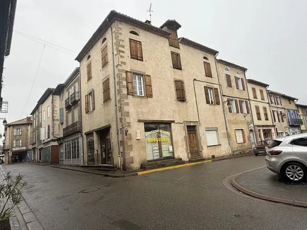 EN EXCLUSIVITÉ- Immeuble de rapport avec fort potentiel