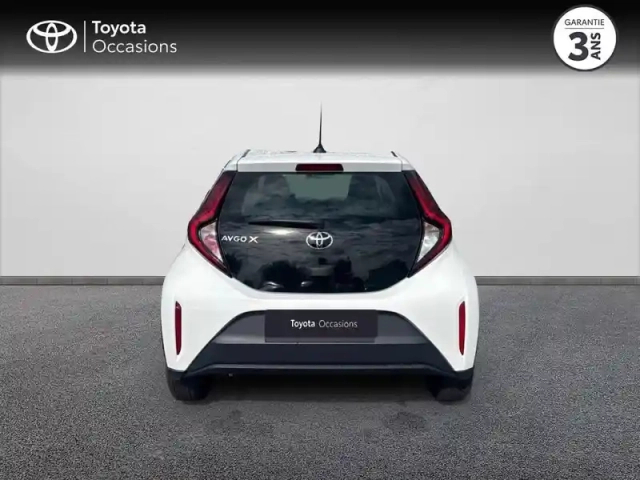 Toyota Aygo X 1.0 vvt-i 72ch dynamic — photo 4
