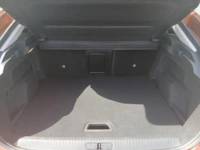 Citroën C4 bluehdi 110ch s&amp;s shine — photo 9