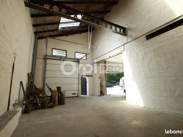 Local d'activité 336 m²