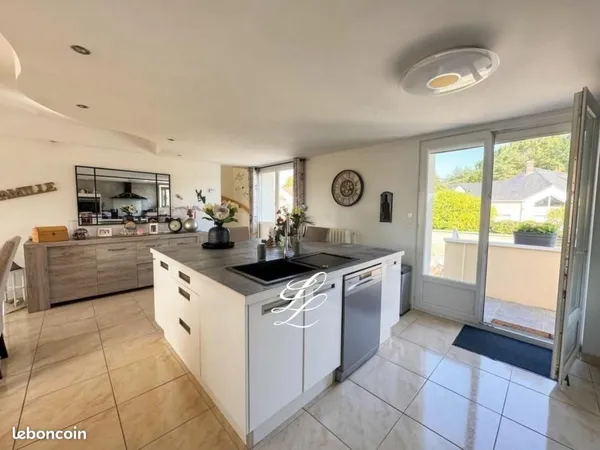 Maison de ville 7 pièces 183 m²