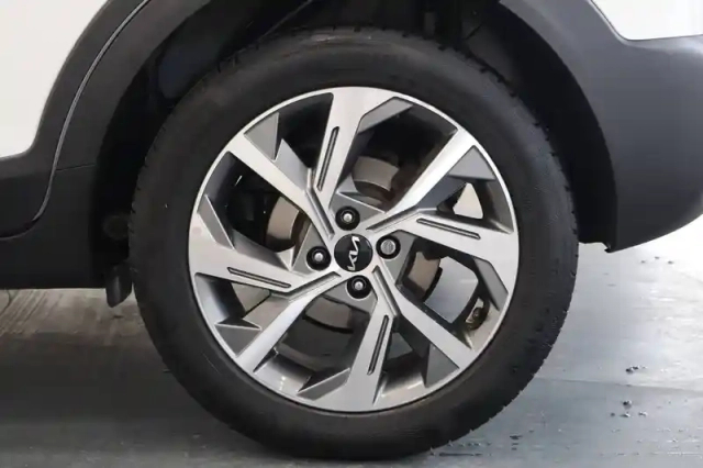 Kia Stonic 1.0 t-gdi 100 ch bvm6 — photo 7