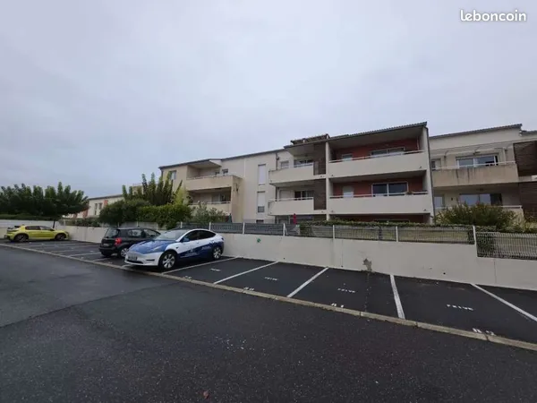 À VENDRE - T2 41 m² avec terrasse de 8,66 m² et 2 parkings - Saint-Mathieu-de-Tréviers