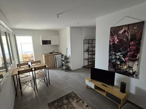 Studio 1 pièce 25 m²