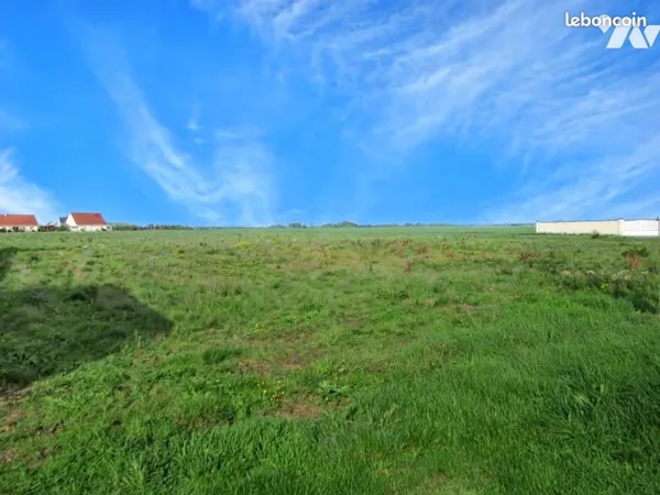 Terrain 816 m² ST AY