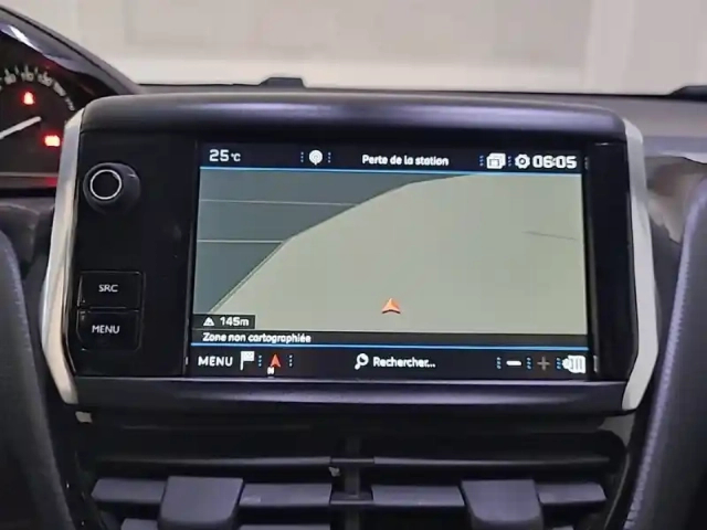 Peugeot 2008 puretech 130ch s&amp;s bvm6 — photo 23