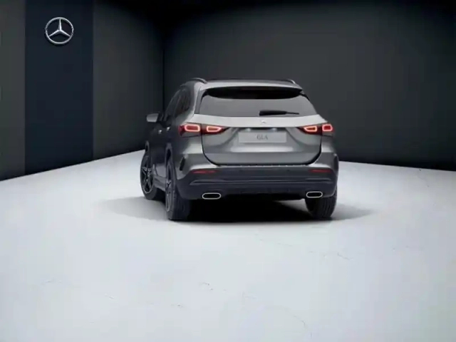 Mercedes Gla 250 e amg line — photo 35
