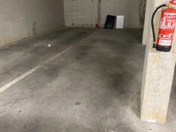 Place de parking 2 places en enfilade