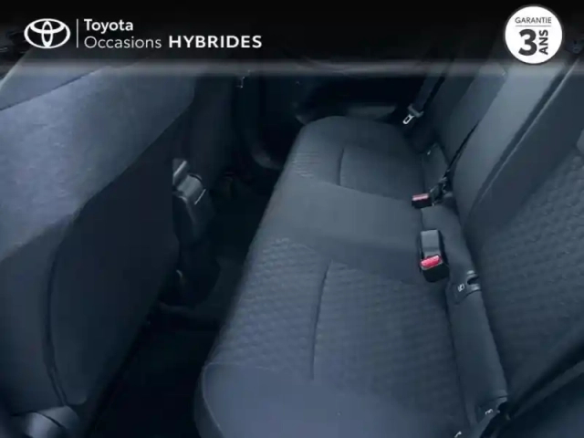 Toyota Yaris 116h dynamic 5p my22 — photo 12