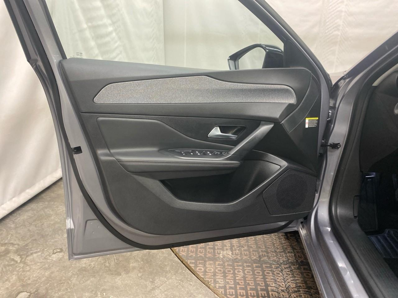 Peugeot 308 puretech 130ch s&s bvm6 allure — photo 26