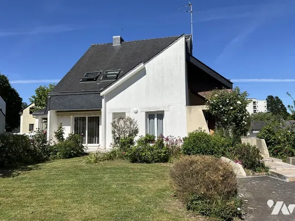 Maison 8 pièces 180 m²