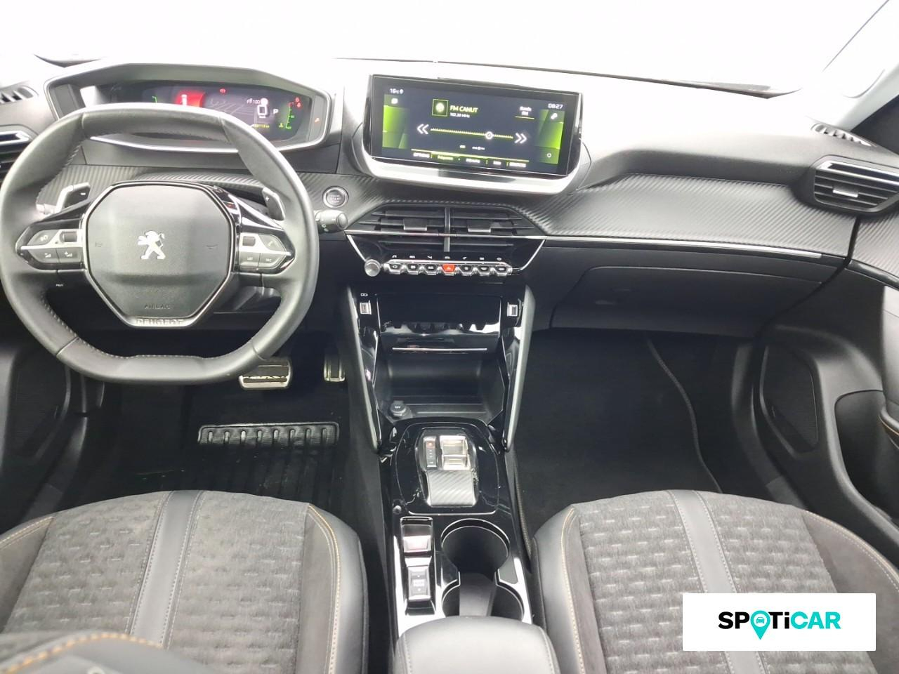 Peugeot 2008 1.2 puretech 130ch s&s roadtrip eat8 — photo 8