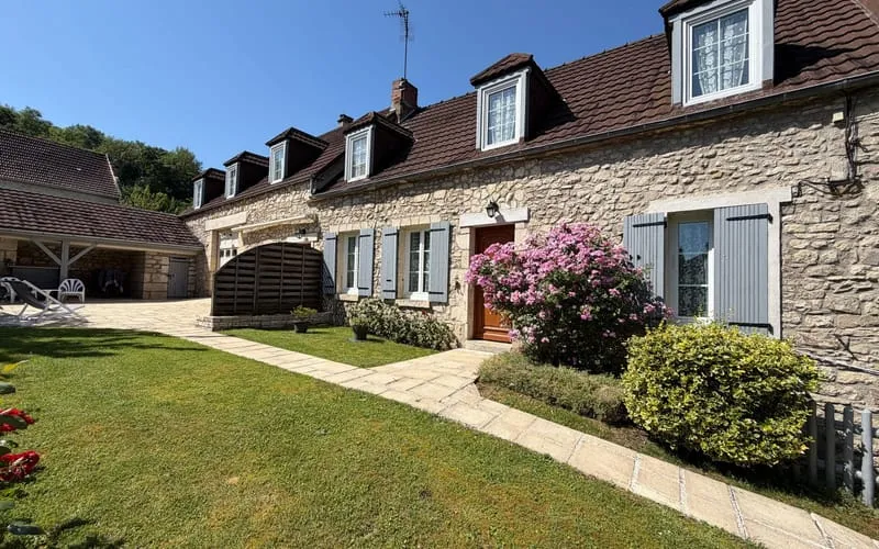 Photo 1