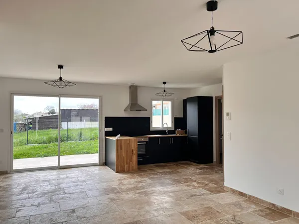 Maison Bords 4 pièce(s) 84.87 m2