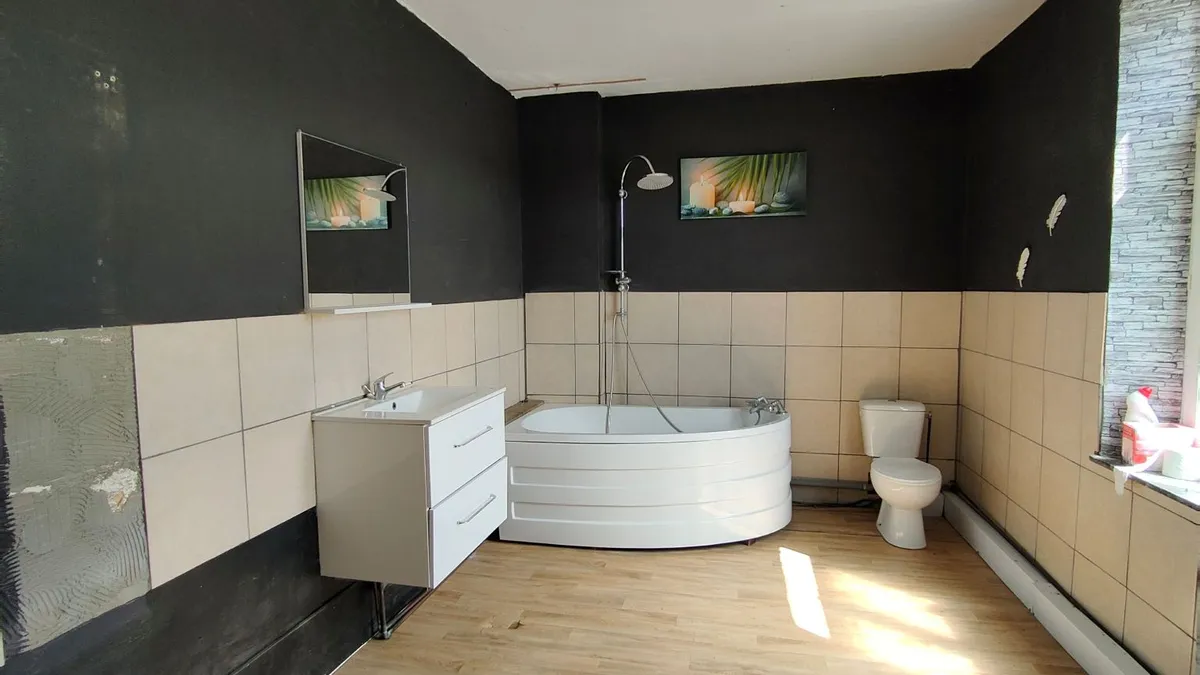 Photo 10