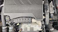 Peugeot 2008 1.2 PureTech 130ch S&S Allure Pack EAT8 — photo 20