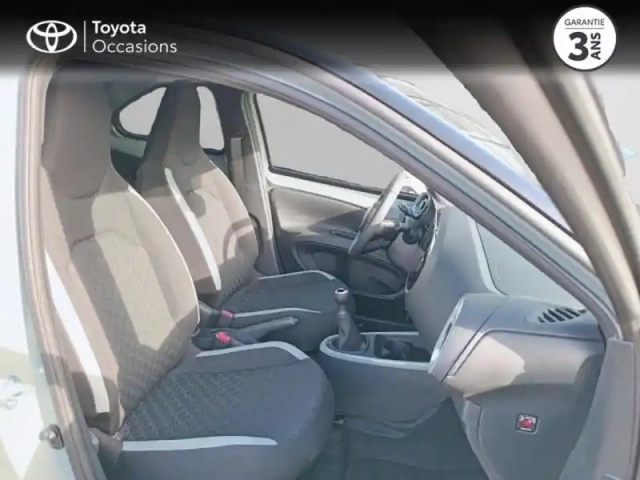 Toyota Aygo X 1.0 vvt-i 72ch design my24 — photo 6
